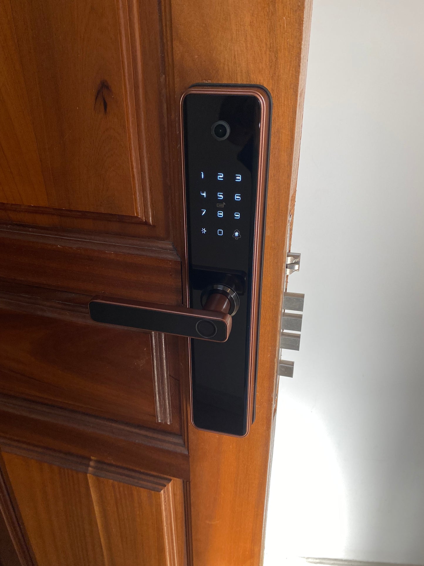 Serrure intelligente Wifi avec caméra integrée