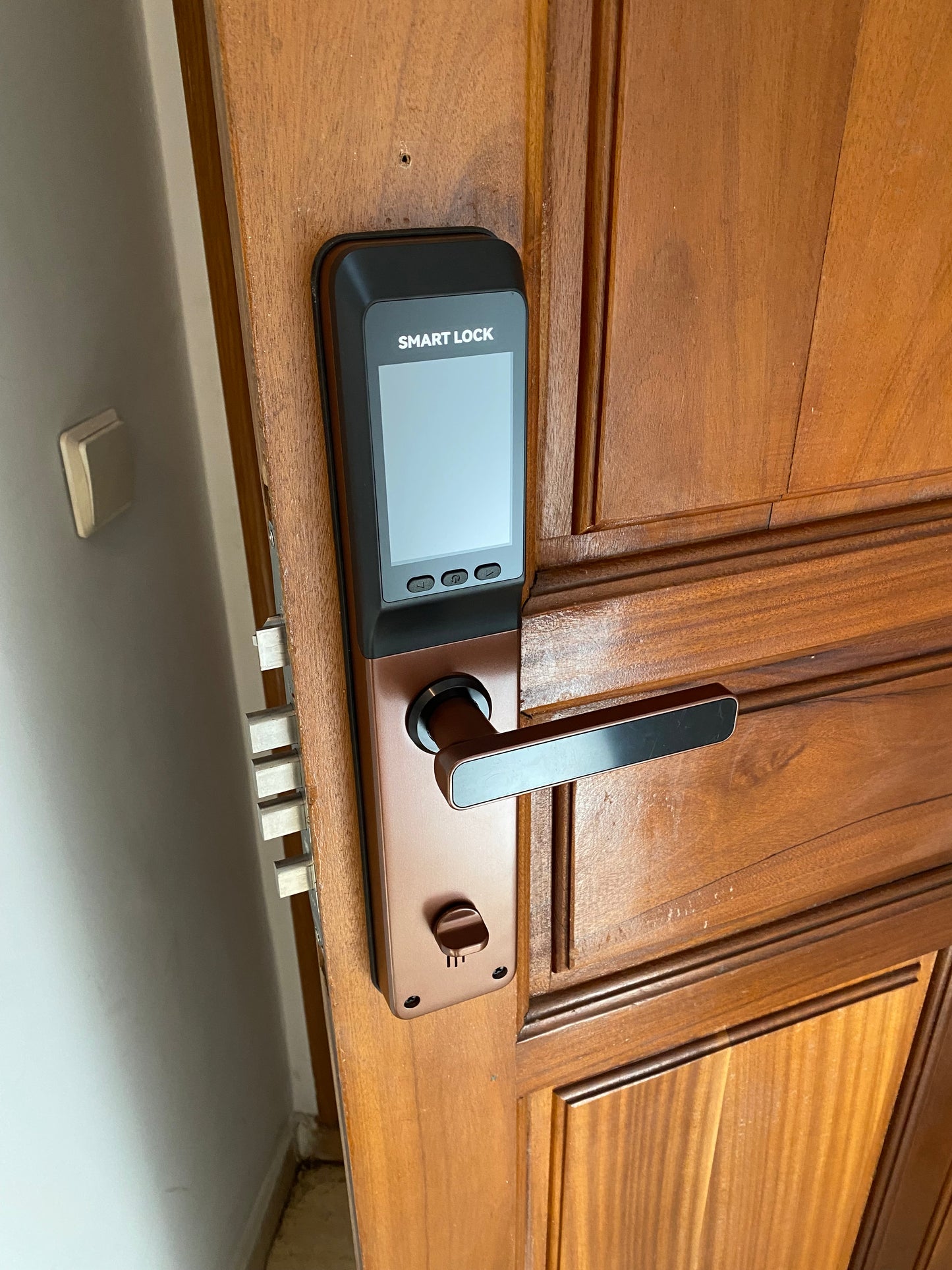 Serrure intelligente Wifi avec caméra integrée